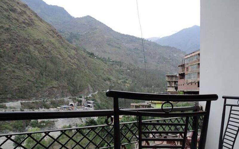 Hotel The Grand Shangri-La, Shimla 3
